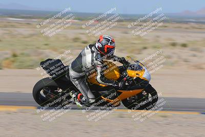 media/Sep-09-2023-SoCal Trackdays (Sat) [[6f49351c42]]/Turn 9 Inside (9am)/